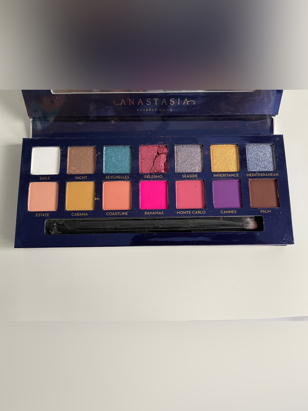 Anastasia Beverly Hills Rivera eyeshadow palette 14 Shadows